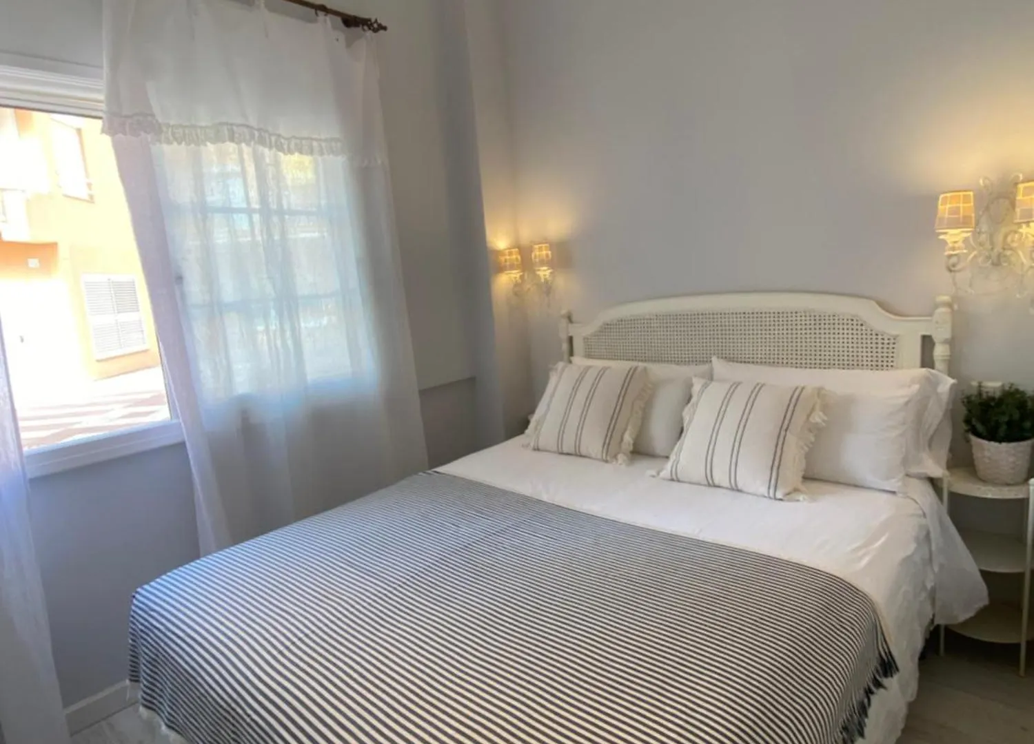 شقة Casita Boutique En La Playa سان أنتوني دي كالونخي إسبانيا